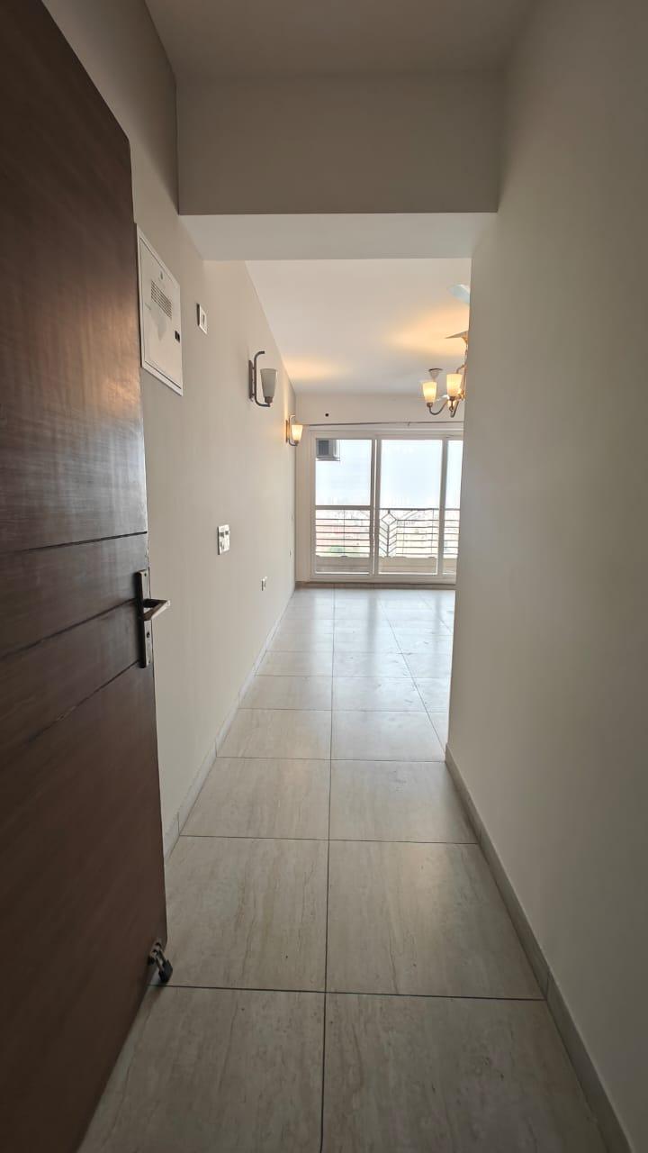 Cleo County (3 BHK + 3T 1827Sq feet)
