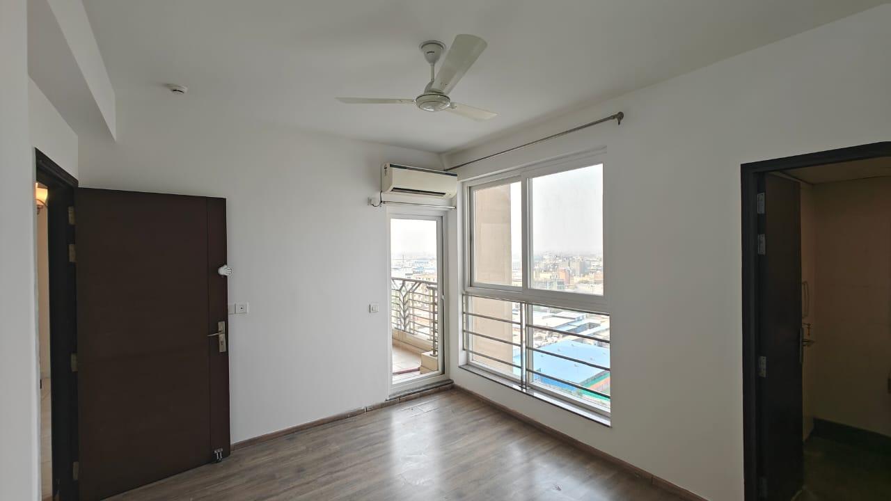 Cleo County (3 BHK + 3T 1827Sq feet)