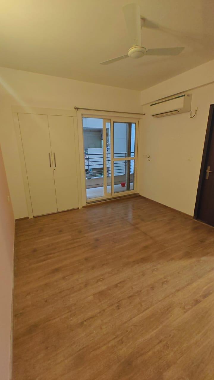 Cleo County (3 BHK + 3T 1827Sq feet)