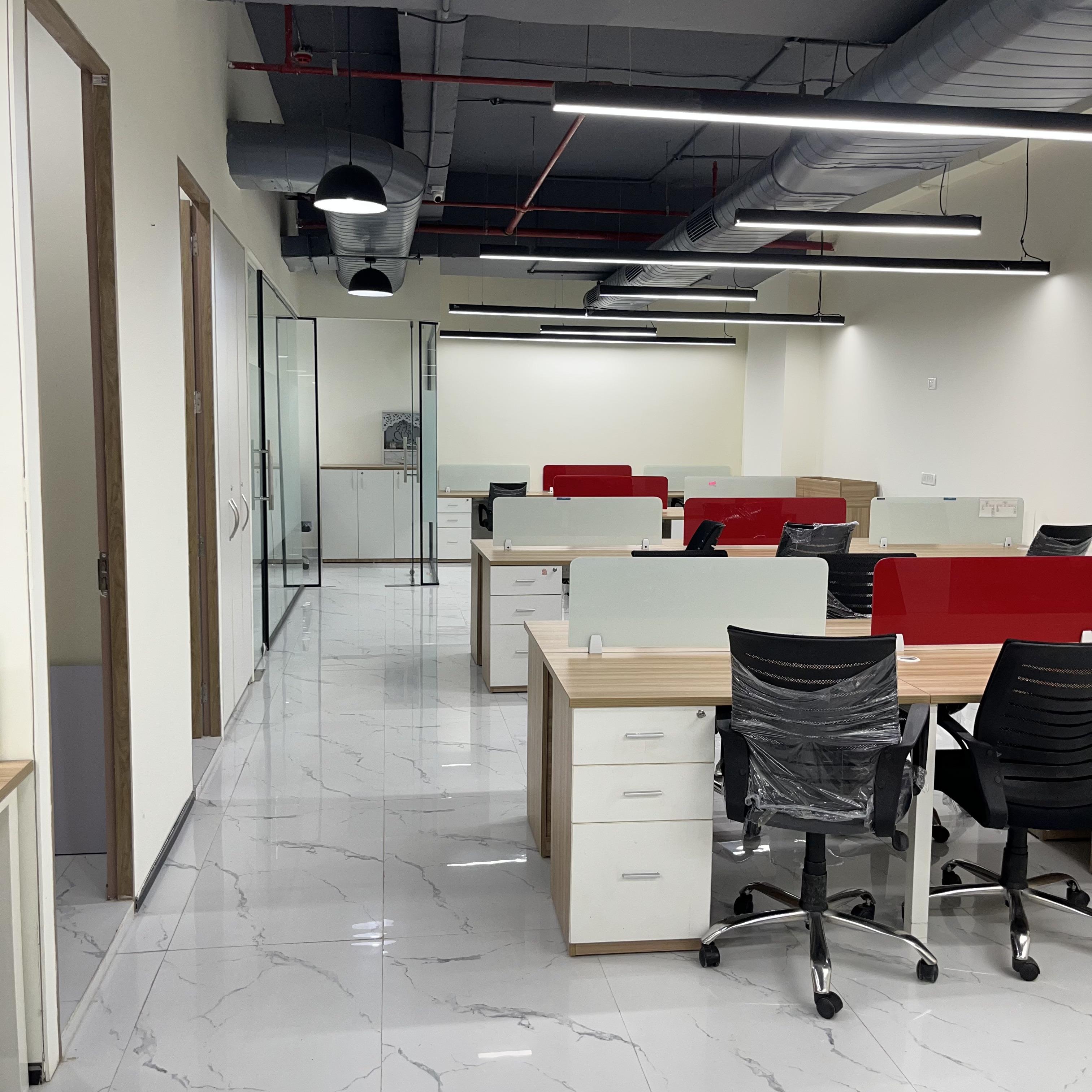 Office Space in Golden I (650sqft -3000sqft)