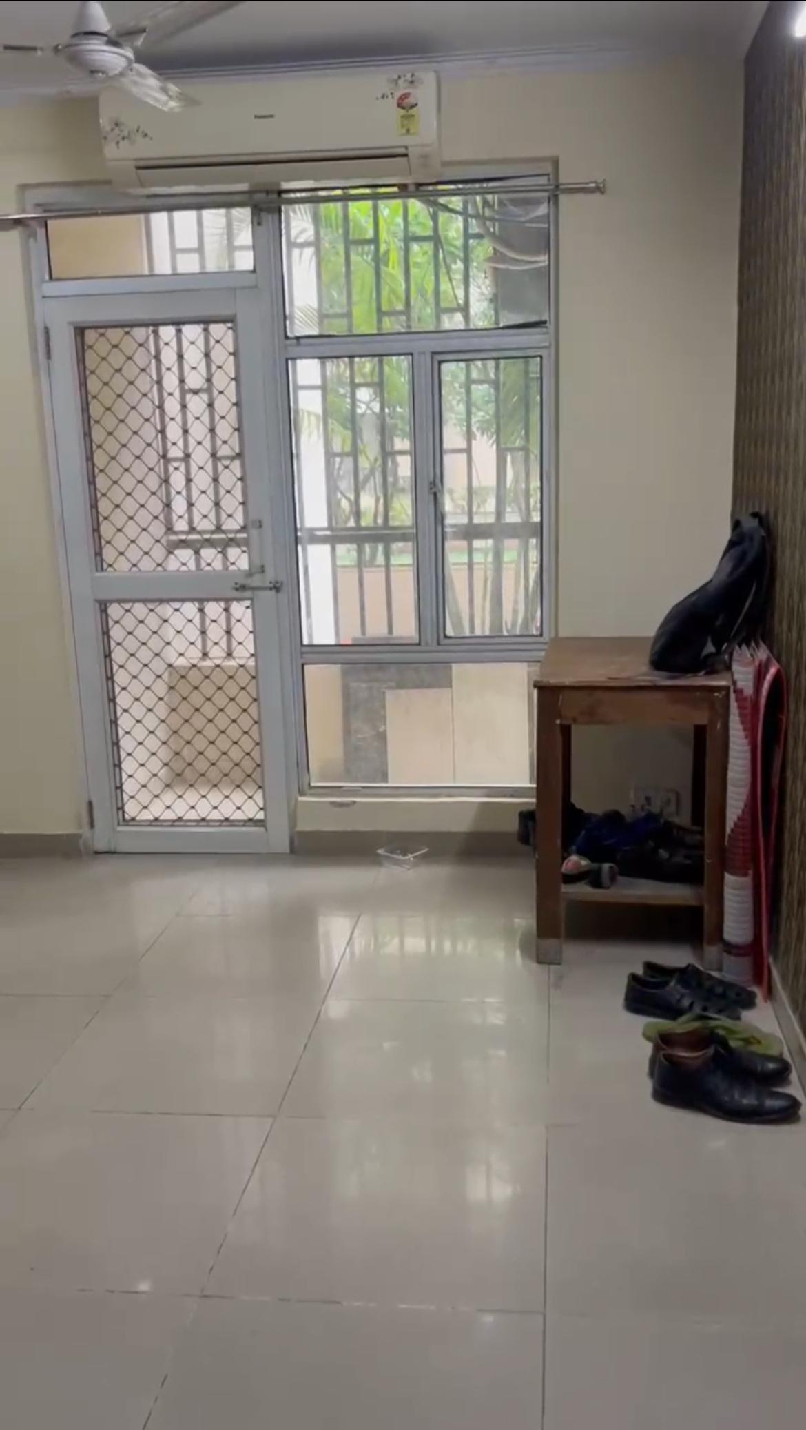 2+1 BHK Flat for Sale in Gaur City-2, Greater Noida West | Semi-Furnished